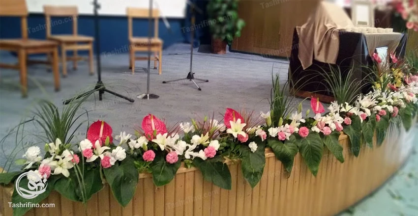 گل مصنوعی در گل آرایی