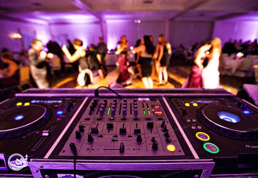 هزینه دی جی و گروه موسیقی مراسم عروسی