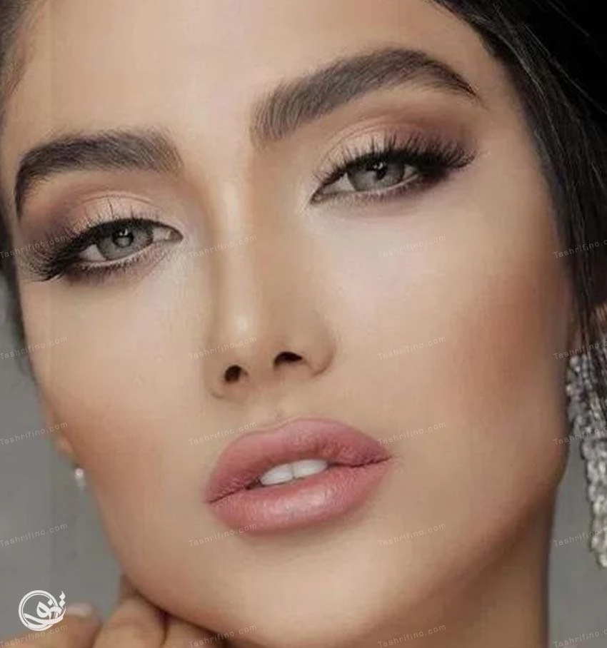 آرایش چشم کوچک و گود