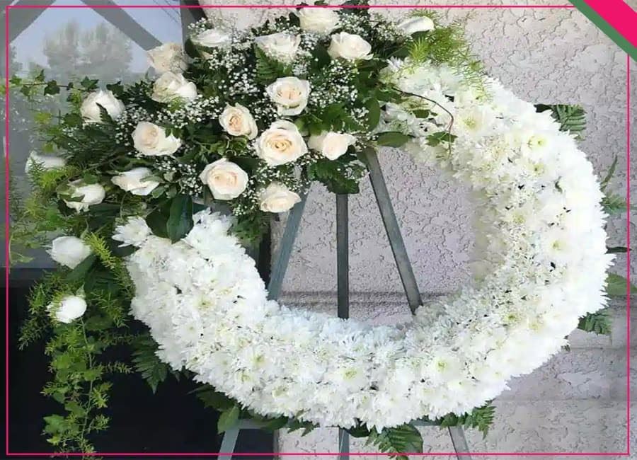 برای مراسم ترحیم چه گل هایی مناسب است؟ معرفی 6 گل زیبا و پرطرفدار